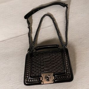 Small flap bag